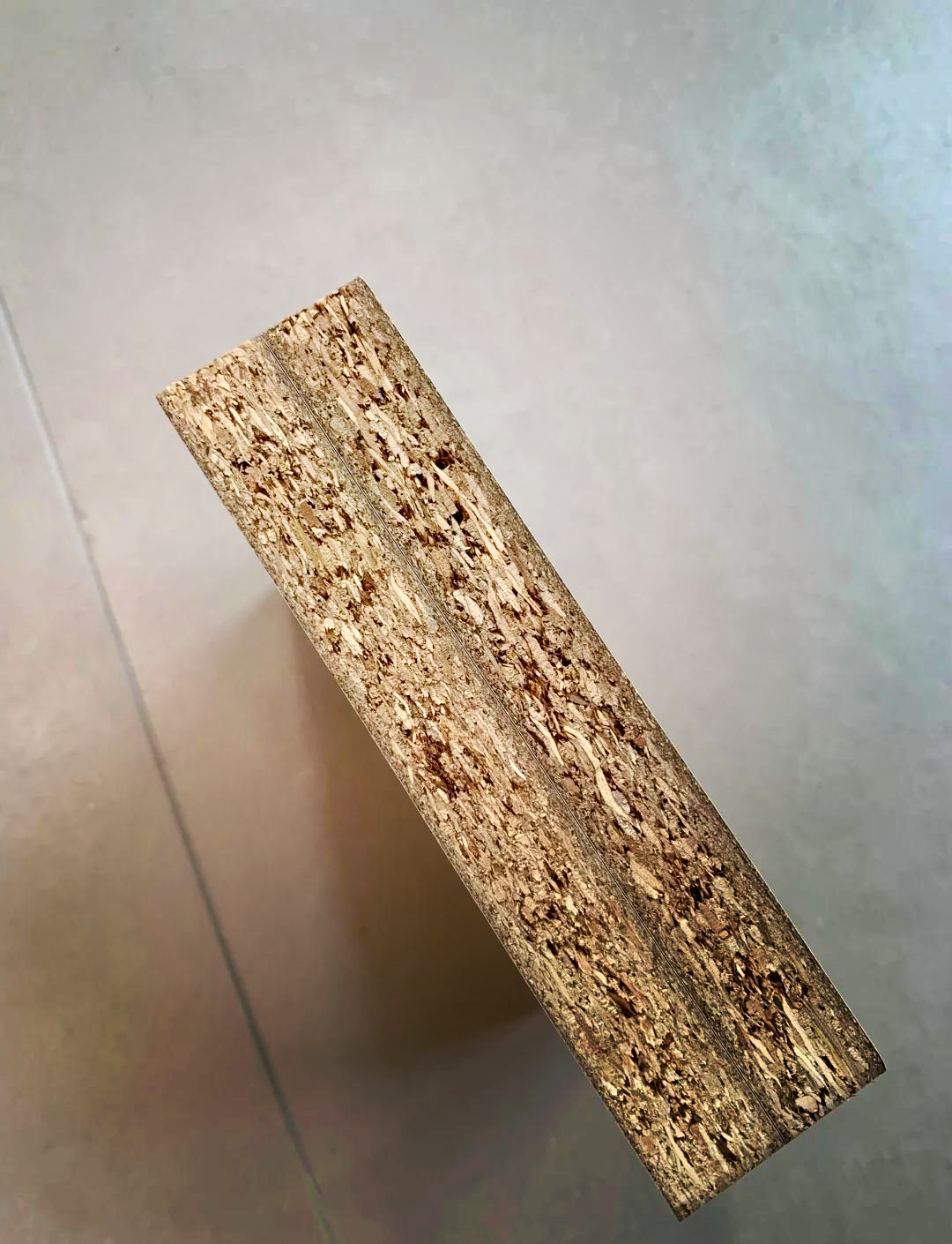 濮阳市颗粒板：你以为的“好板材”，恰恰是高端品牌淘汰的对象